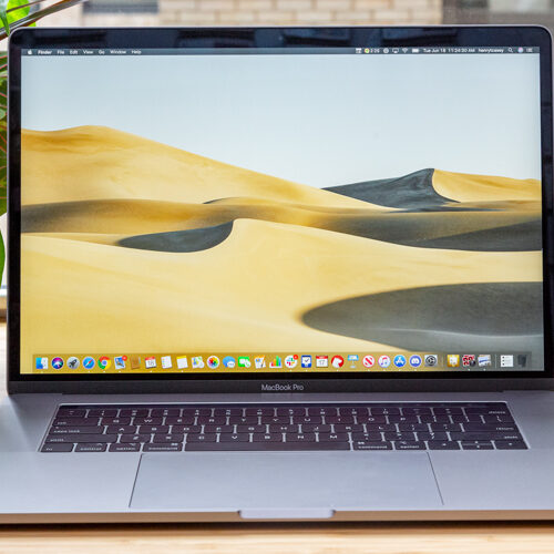 Refurbished Apple MacBook Pro 2022 (Touch Bar, Four Thunderbolt 3 ports) A1990 (Intel Core i7 15 Inch)